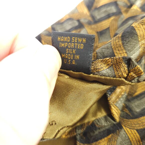 2 Robert Talbott Studio Geometric Silk Mens Ties Made in the USA - Picture 3 of 8